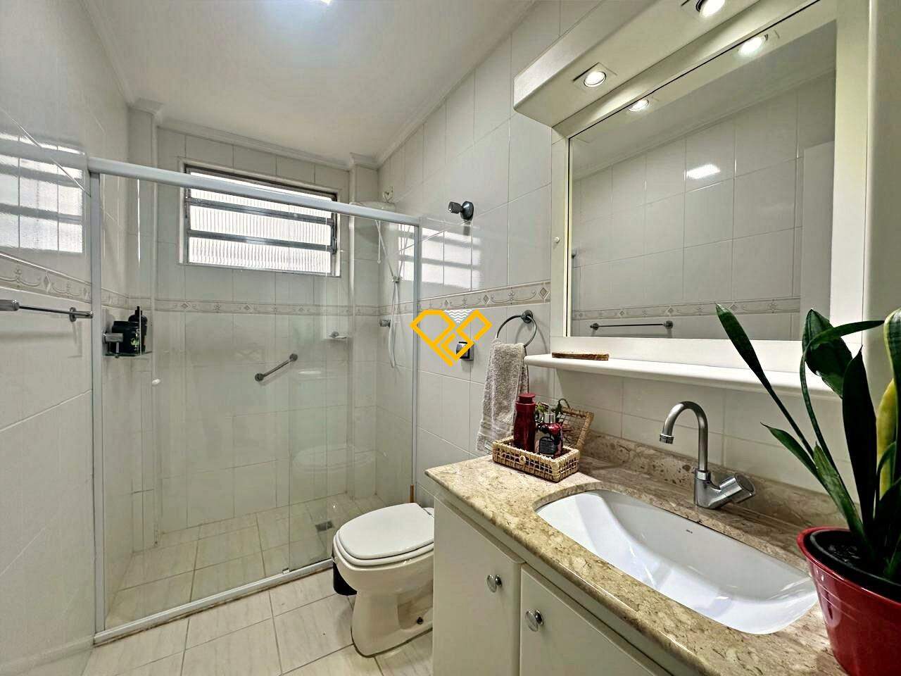 Apartamento à venda no Embaré: Wc social