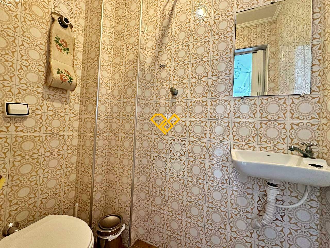 Apartamento à venda no Embaré: Wc de serviço