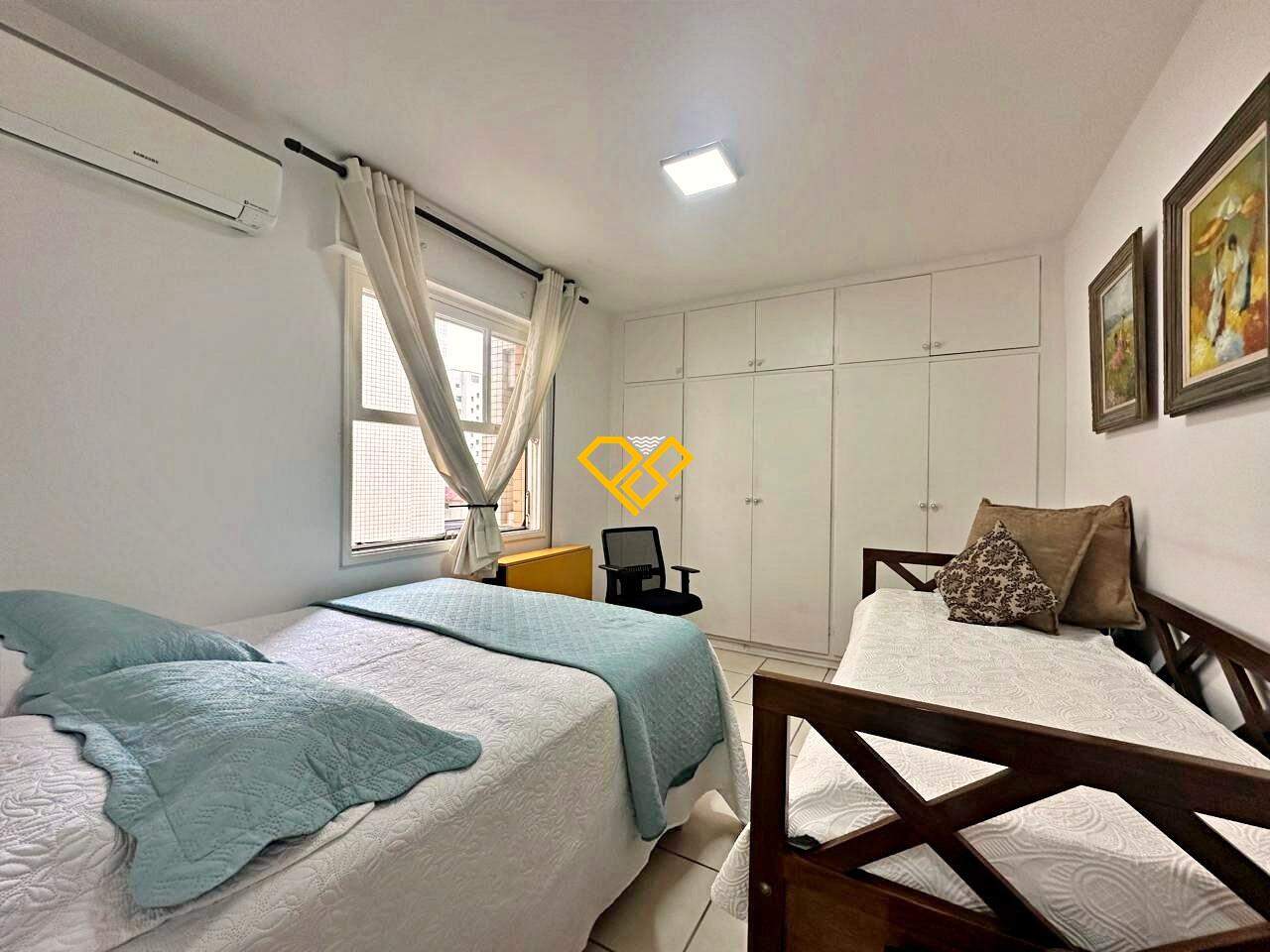 Apartamento à venda no Embaré: Dormitório 2