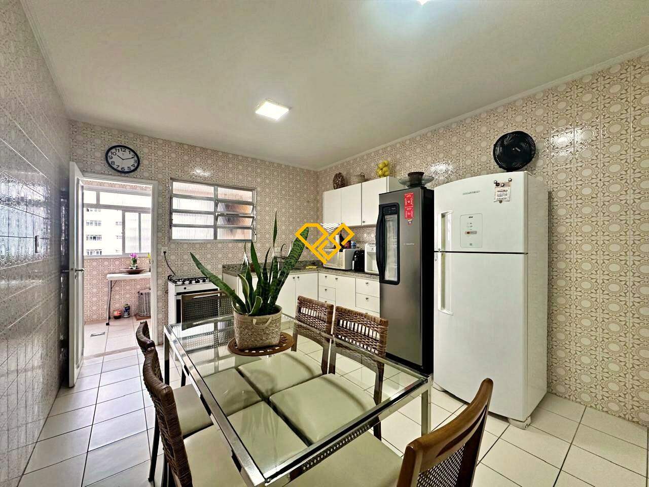 Apartamento à venda no Embaré: Cozinha