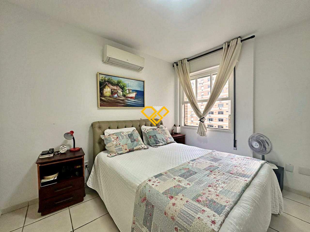 Apartamento à venda no Embaré: Dormitório 1 - suíte