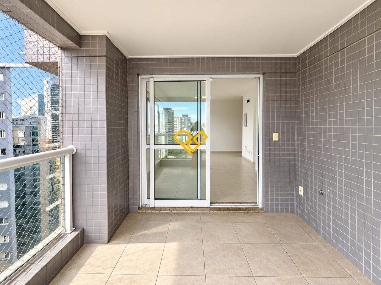 Apartamento Duplex para aluguel no Pompéia: Varanda