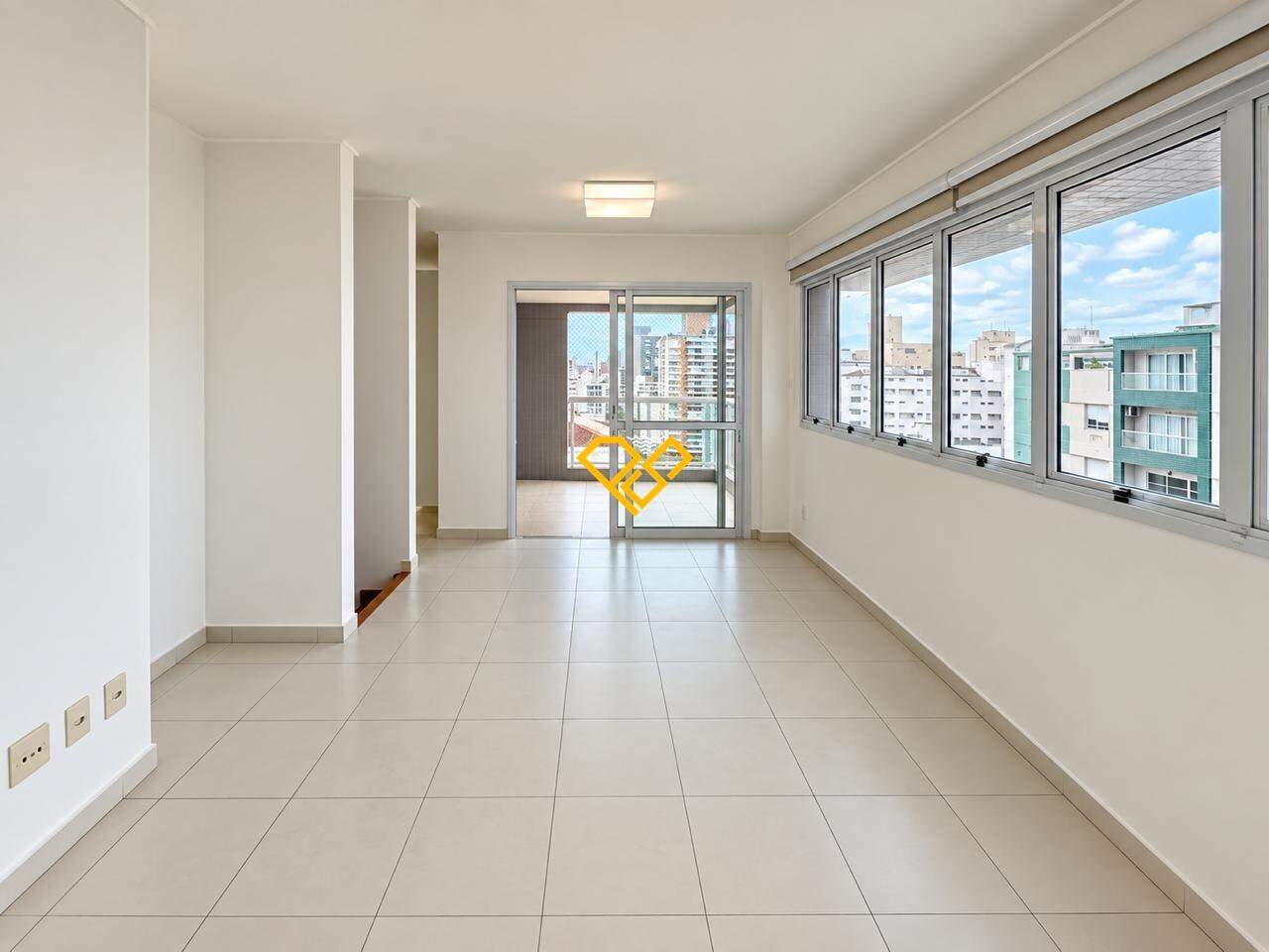 Apartamento Duplex para aluguel no Pompéia: Sala