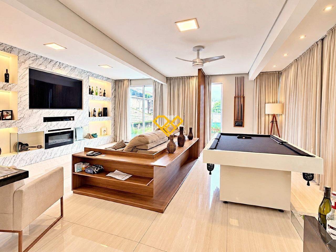 Casa à venda no Macuco: Sala