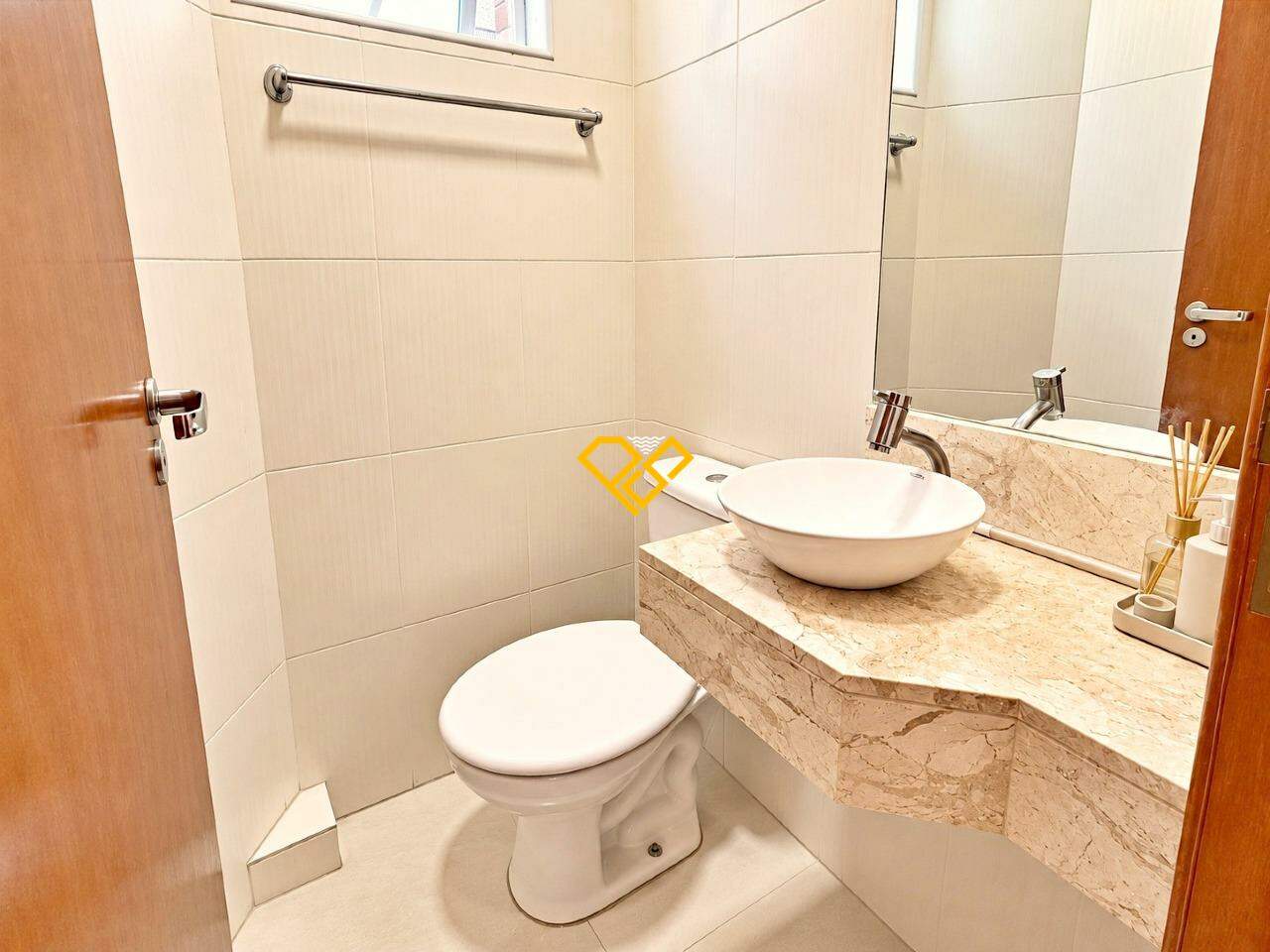 Casa à venda no Macuco: Lavabo
