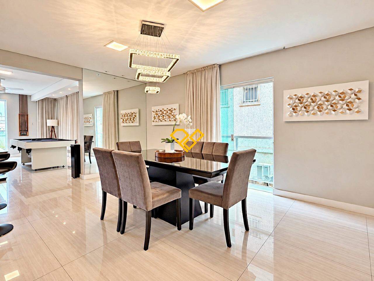 Casa à venda no Macuco: Sala