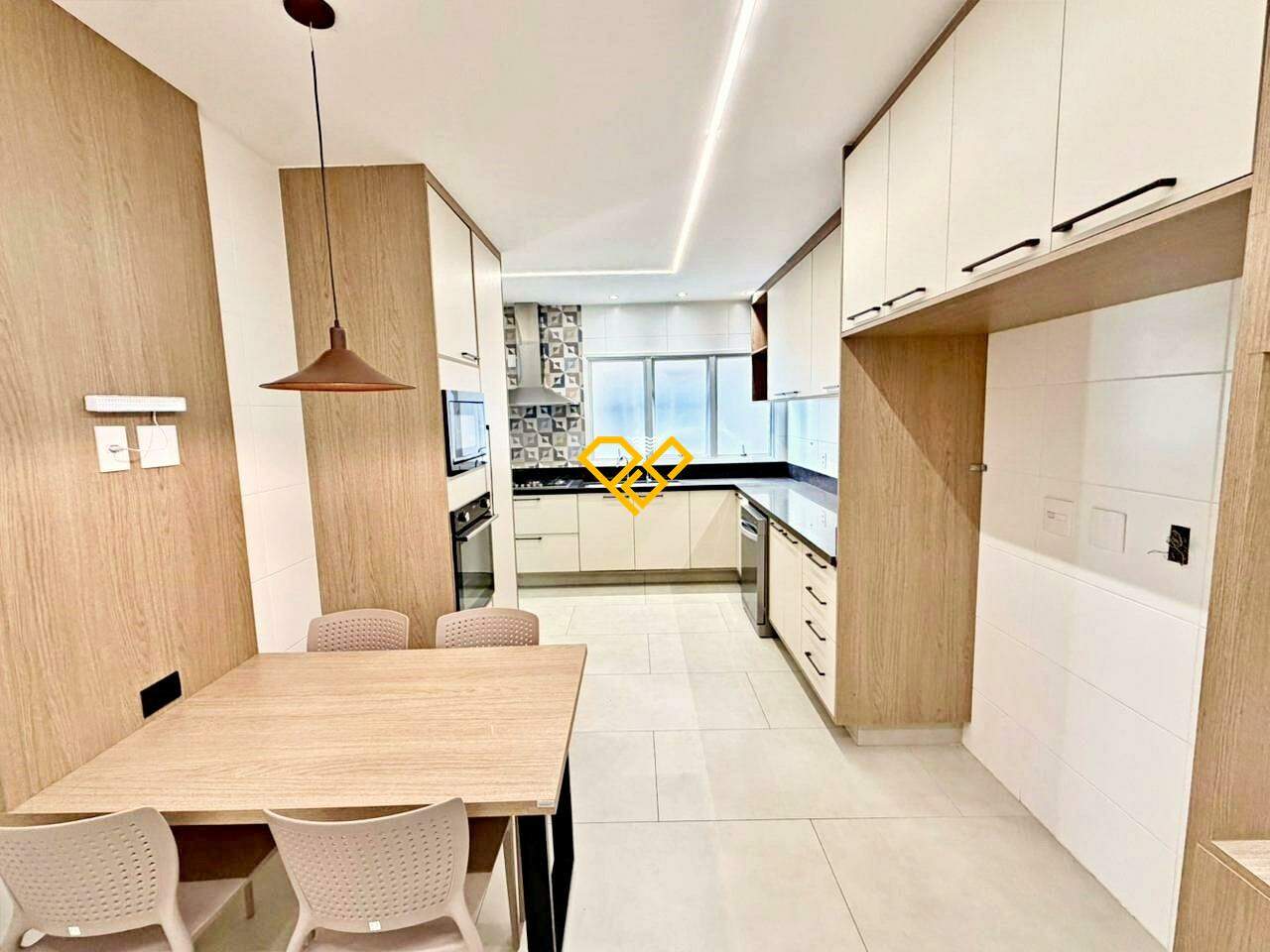 Apartamento para aluguel no Gonzaga: Cozinha