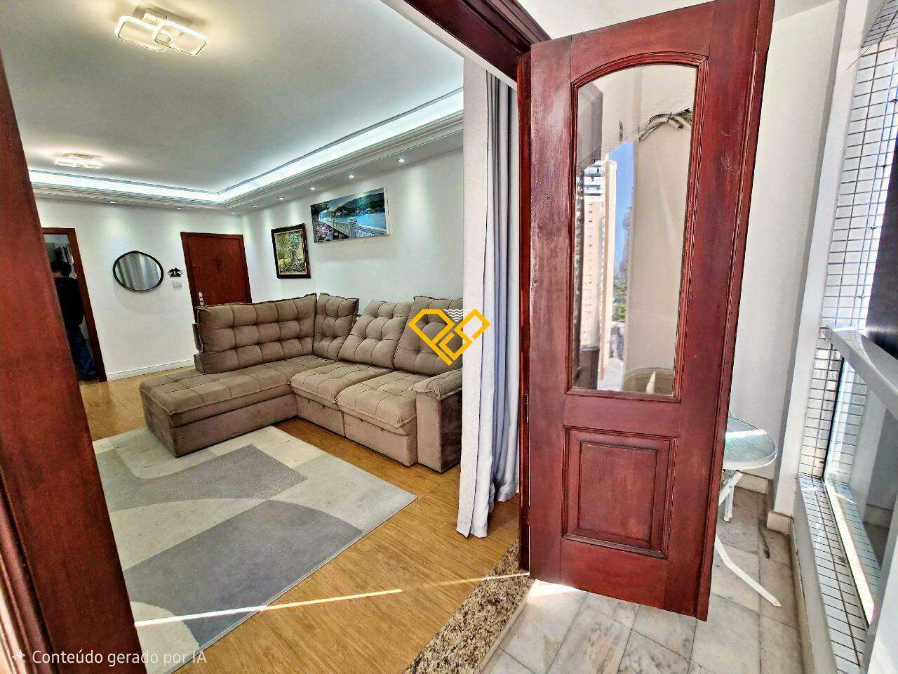 Apartamento à venda no Gonzaga: Varanda