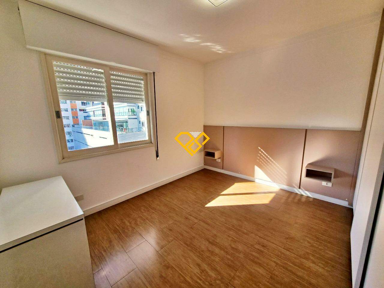 Apartamento à venda no Gonzaga: Dormitório 1 - suíte