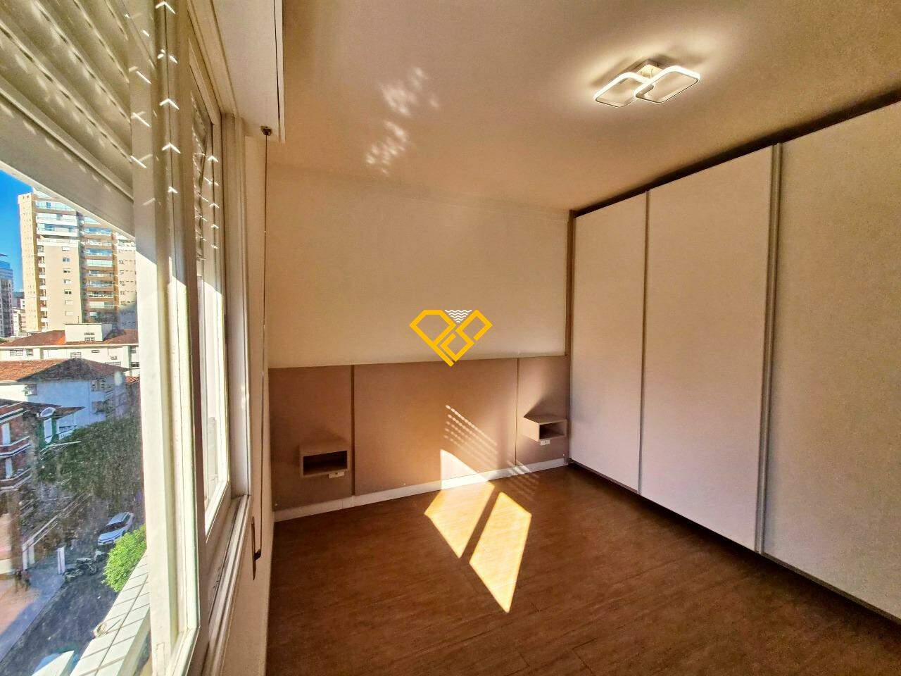 Apartamento à venda no Gonzaga: Dormitório 1 - suíte