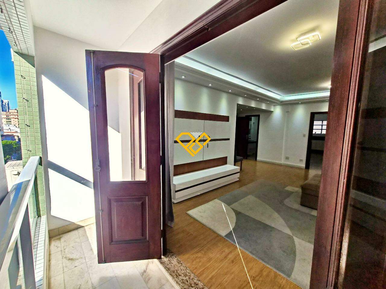 Apartamento à venda no Gonzaga: Varanda