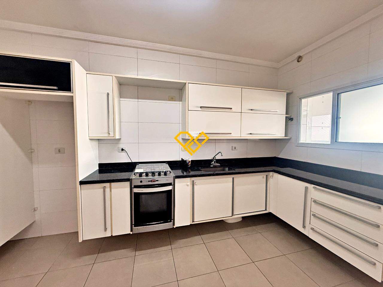 Apartamento para aluguel no Gonzaga: Cozinha