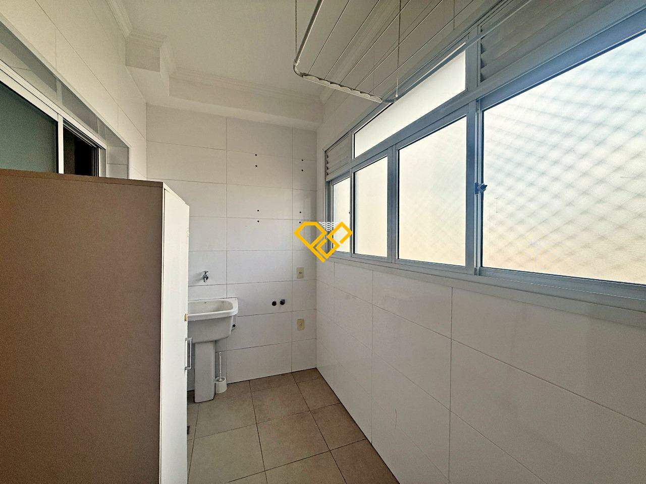Apartamento para aluguel no Gonzaga: Área de serviço