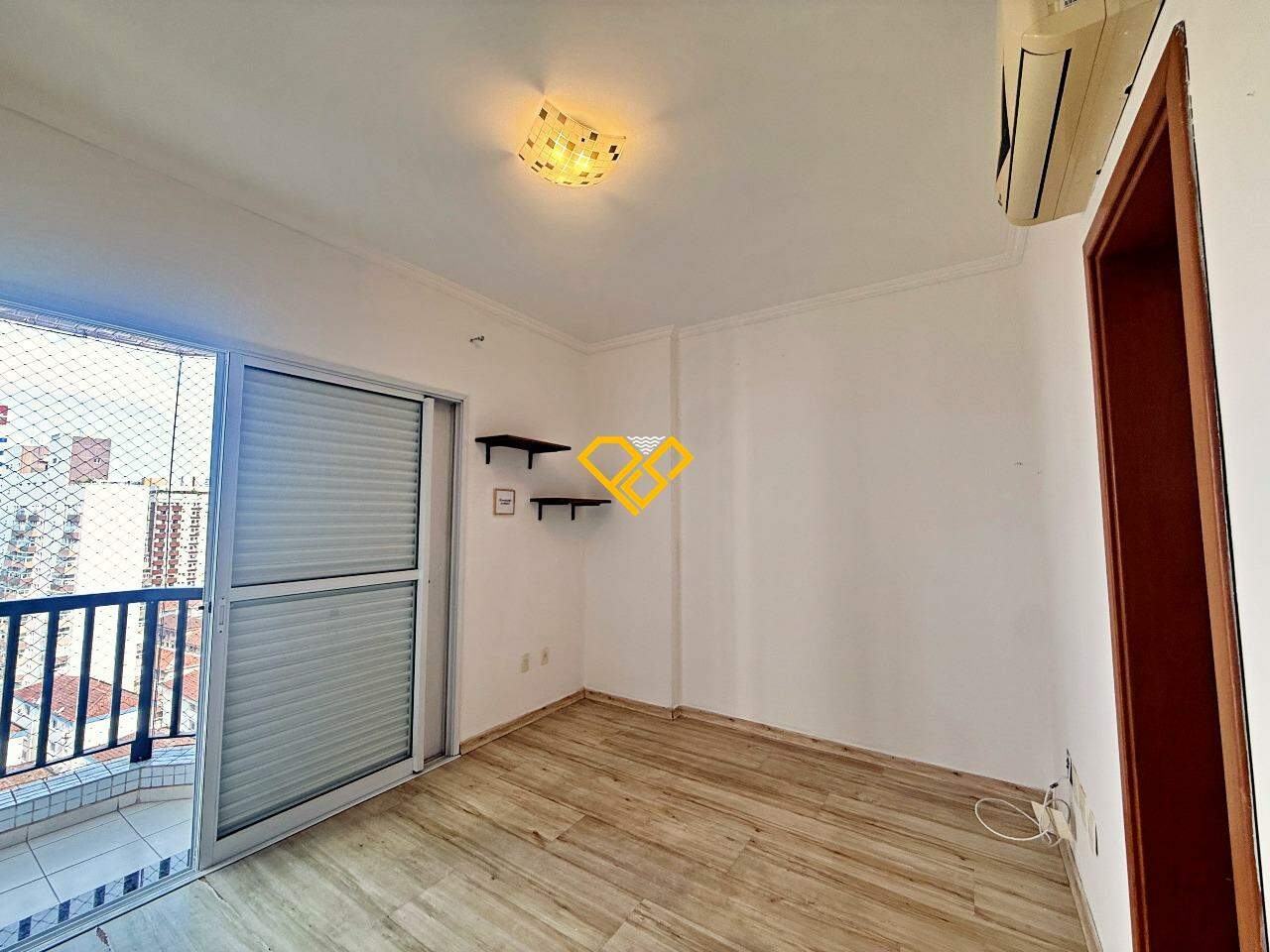 Apartamento para aluguel no Gonzaga: Dormitório 1 - suíte