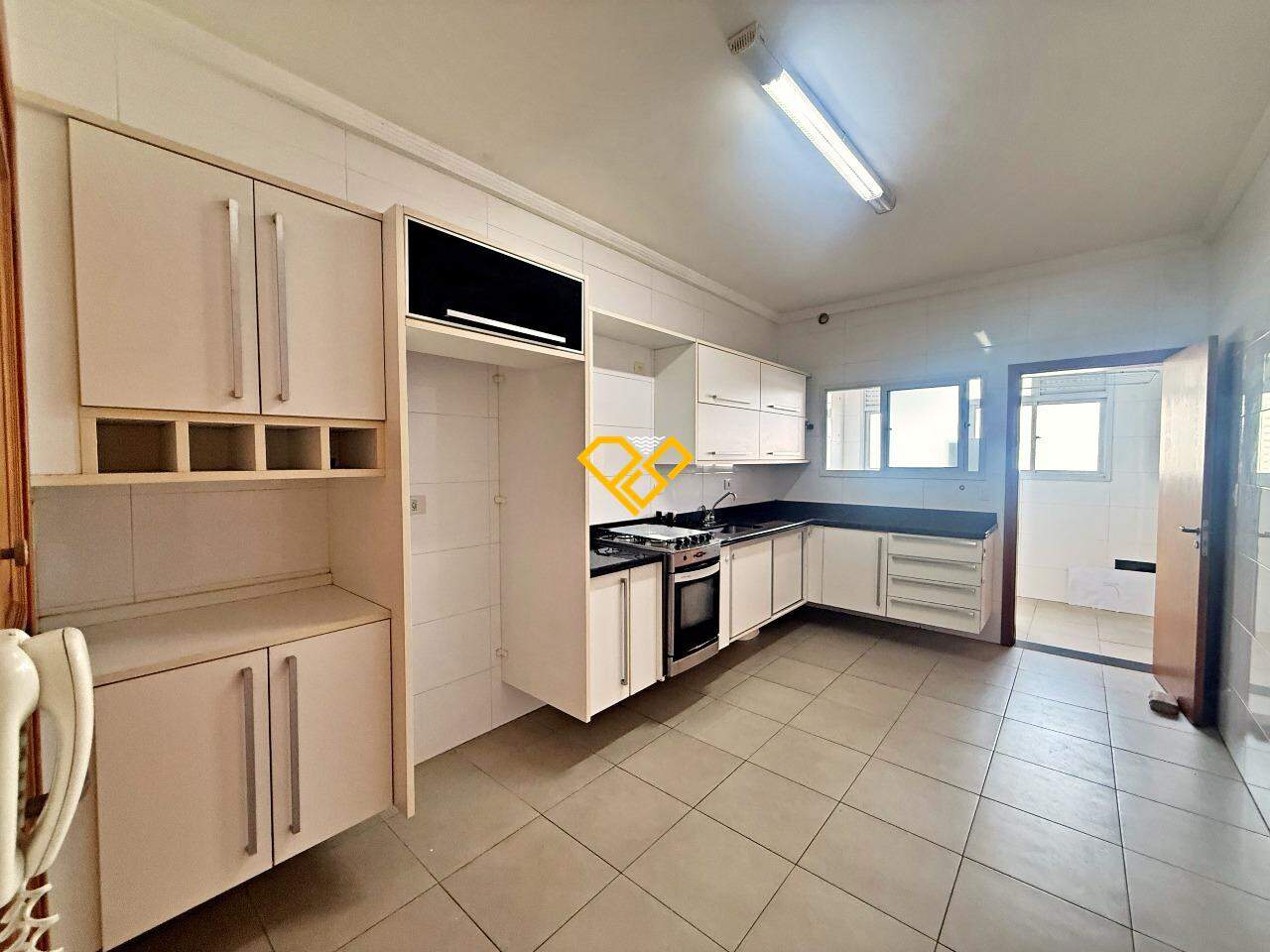 Apartamento para aluguel no Gonzaga: Cozinha