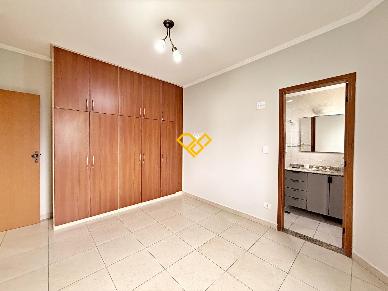 Apartamento para aluguel no Gonzaga: Dormitório 1 - suíte
