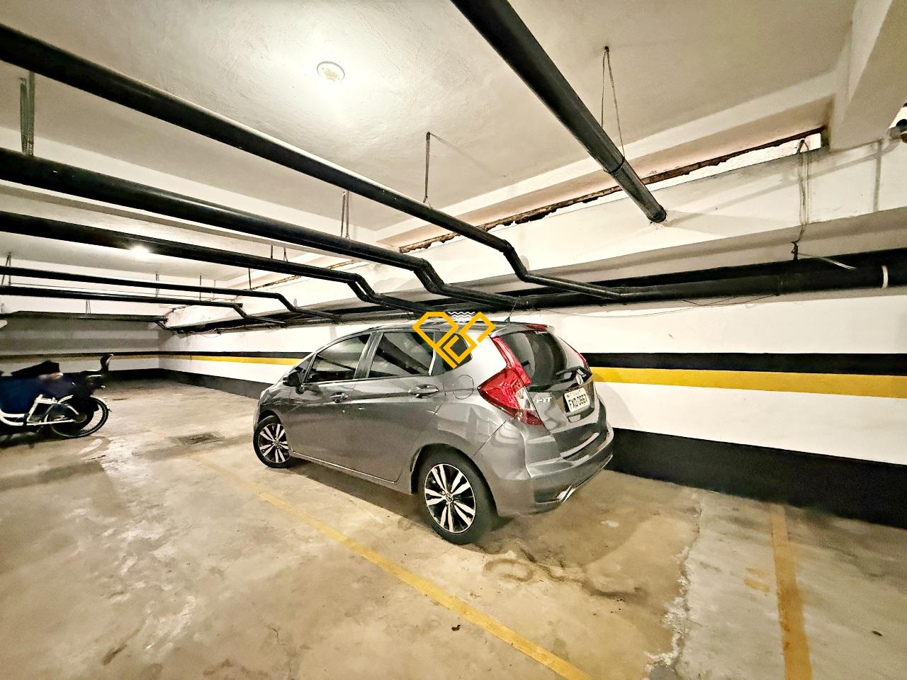 Apartamento para aluguel no Gonzaga: Garagem