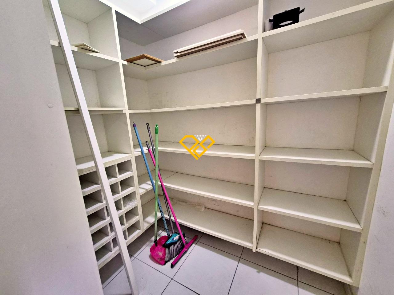 Apartamento à venda no Marapé: Dependência