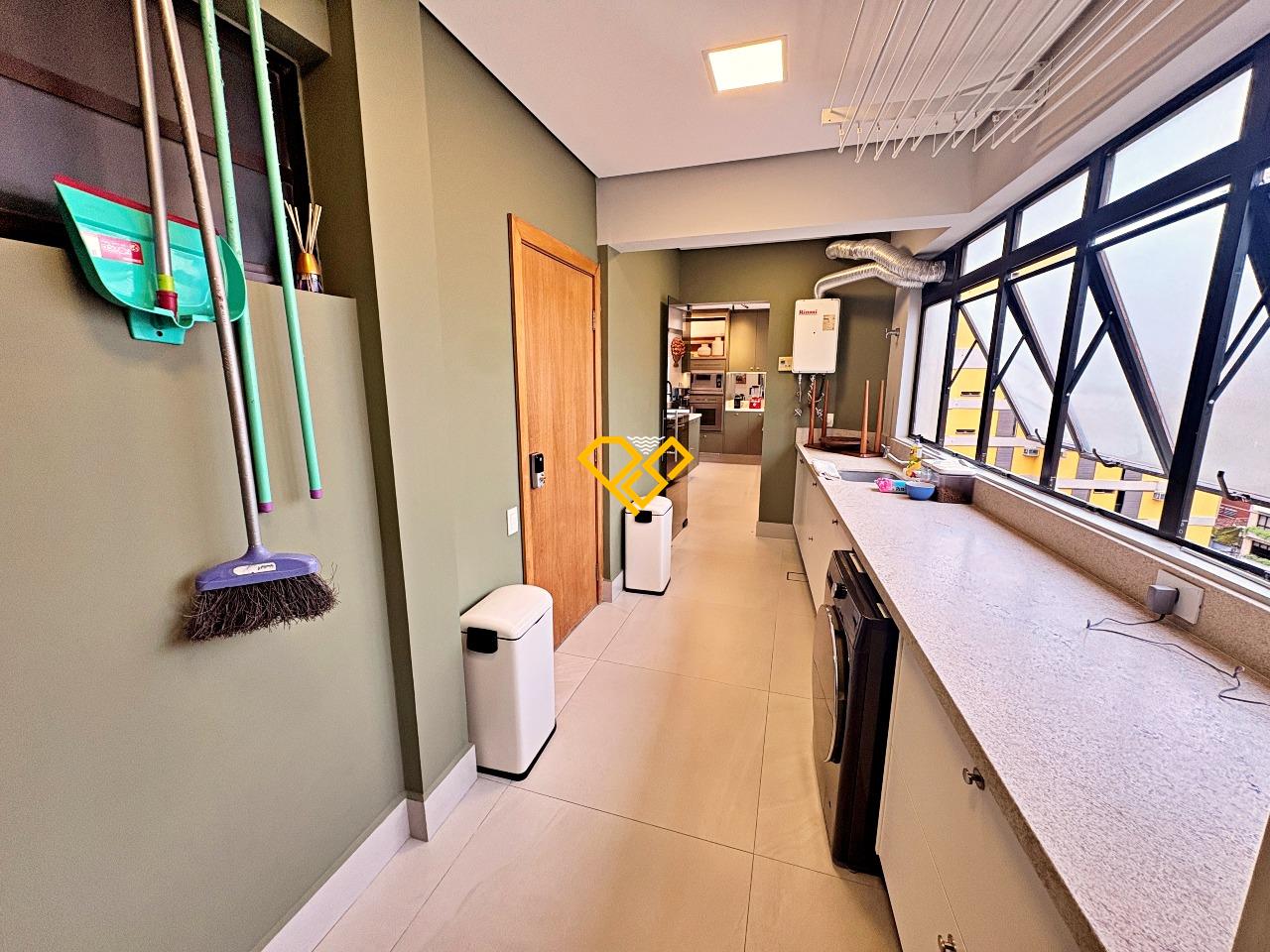 Apartamento à venda no Boqueirão: Área de serviço