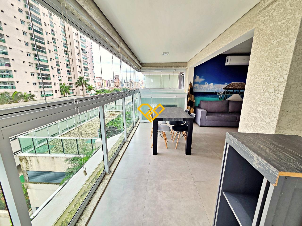 Apartamento à venda no Ponta da Praia: Varanda