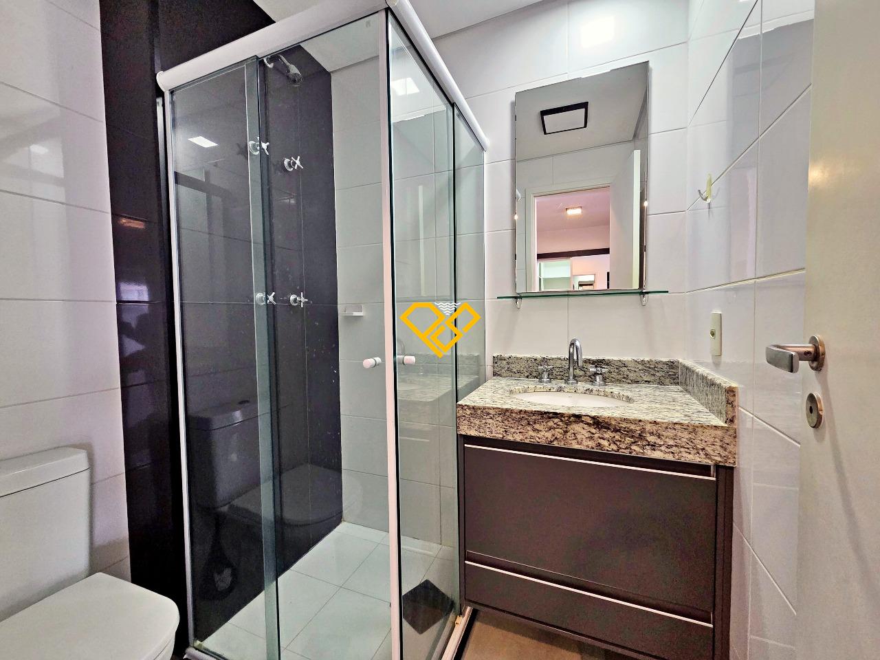 Apartamento à venda no Ponta da Praia: Wc social