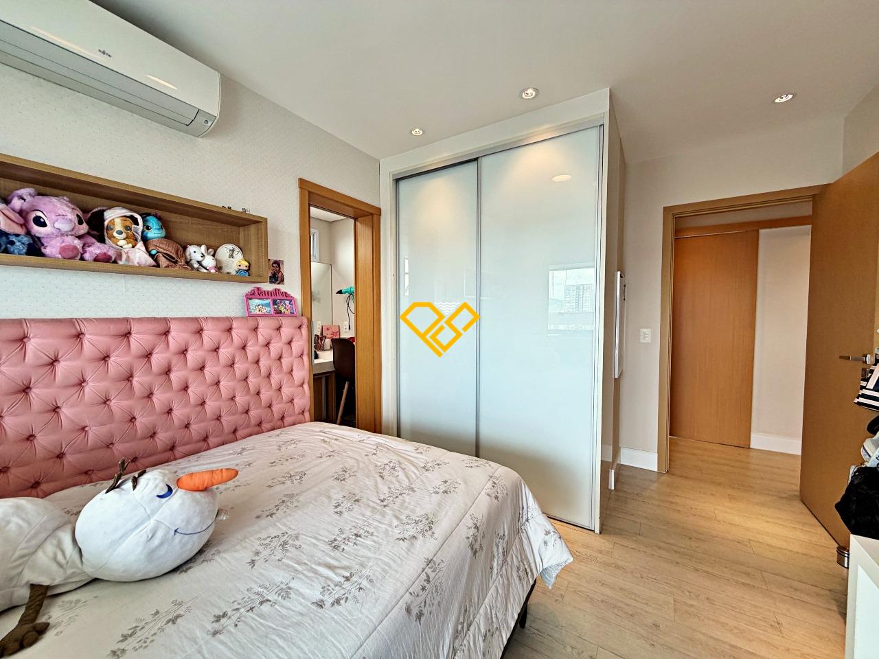 Apartamento à venda no Gonzaga: Suíte 1