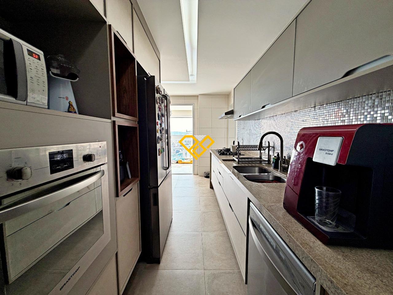 Apartamento à venda no Gonzaga: Cozinha