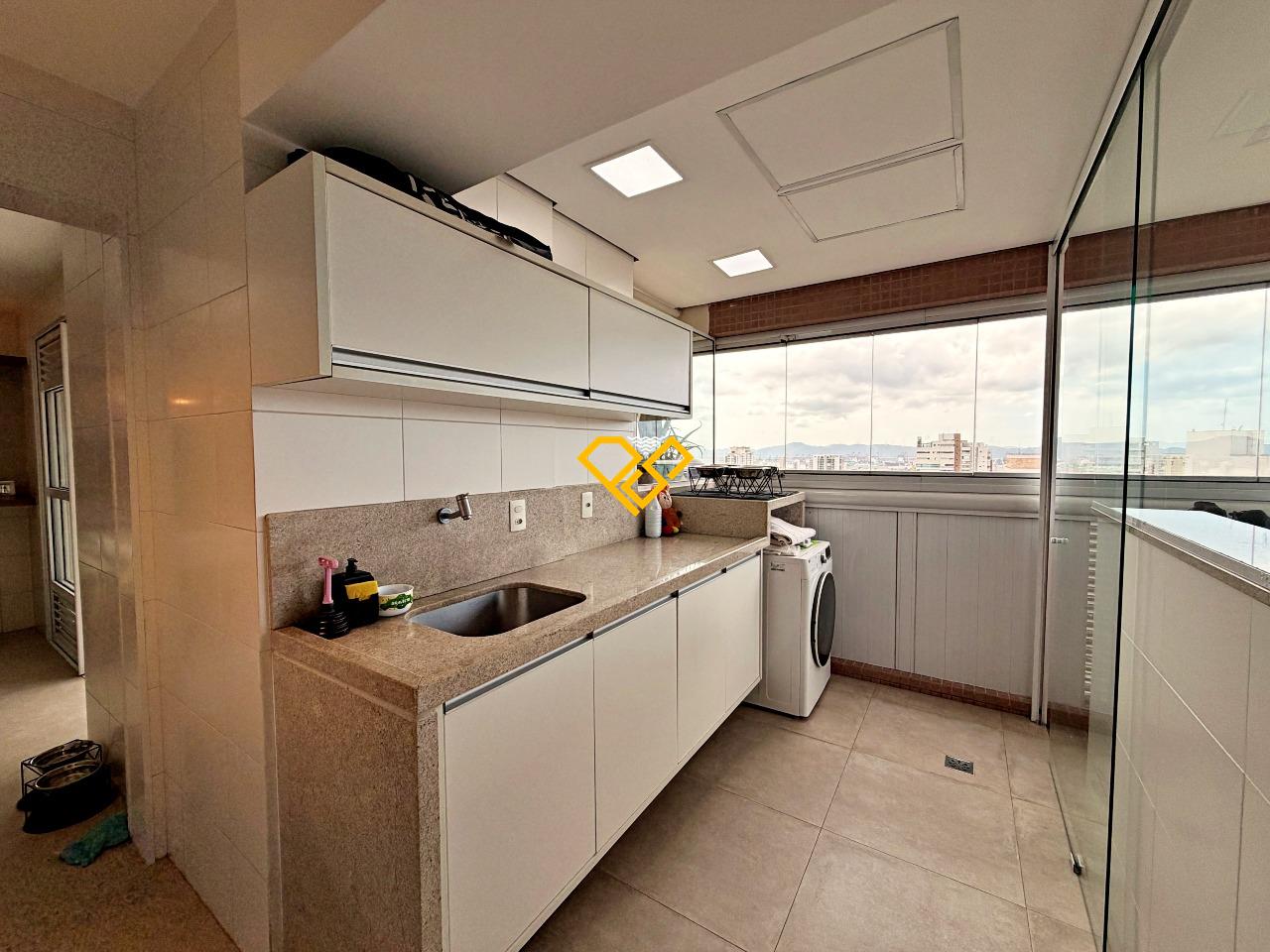 Apartamento à venda no Gonzaga: Área de serviço