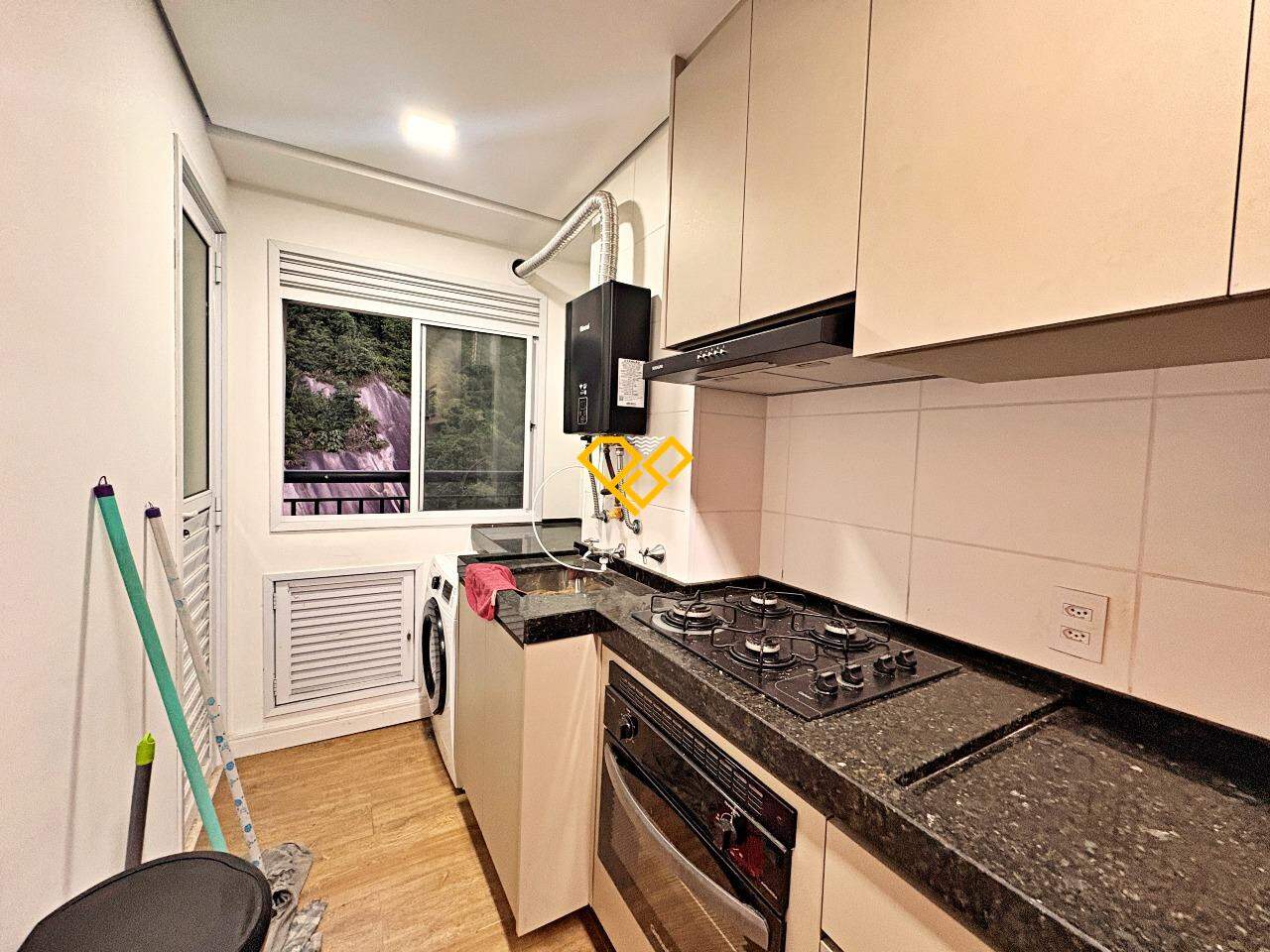Apartamento para aluguel no Marapé: Cozinha