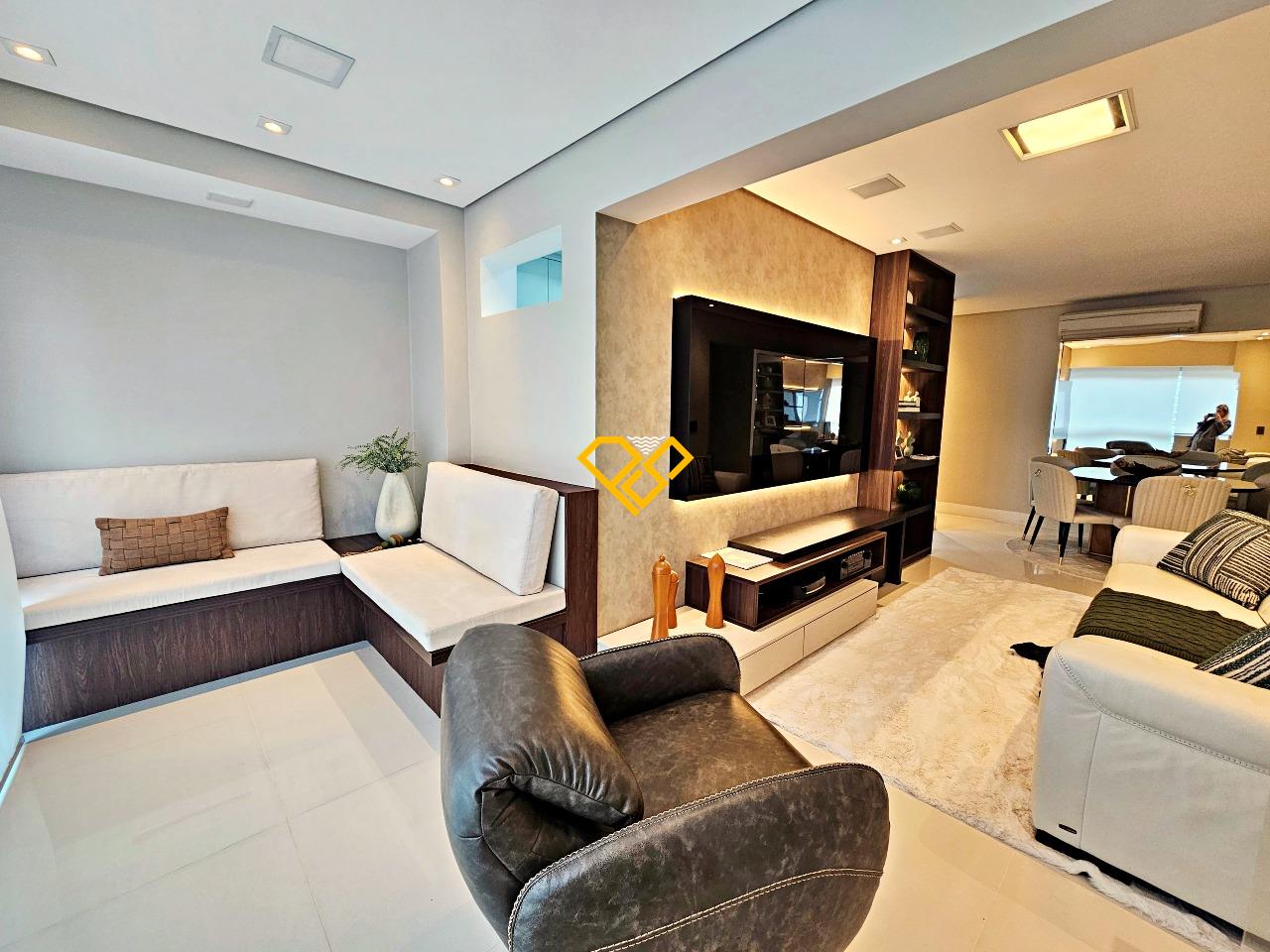 Apartamento à venda no Boqueirão: Varanda e sala