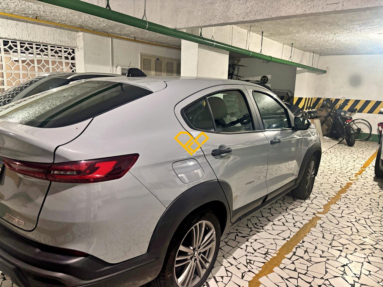 Apartamento à venda no Pompéia: Garagem