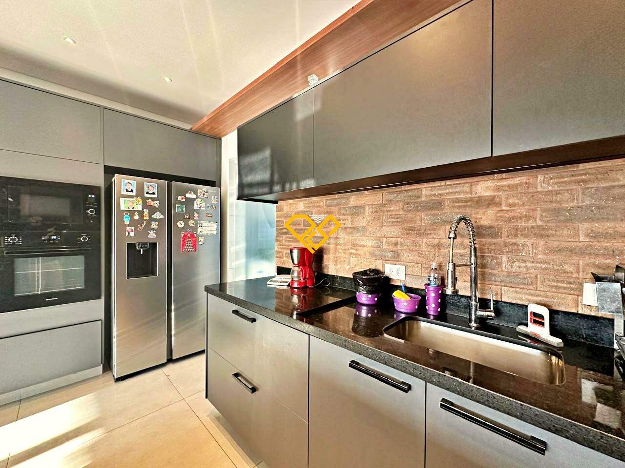 Apartamento à venda no Embaré: Cozinha