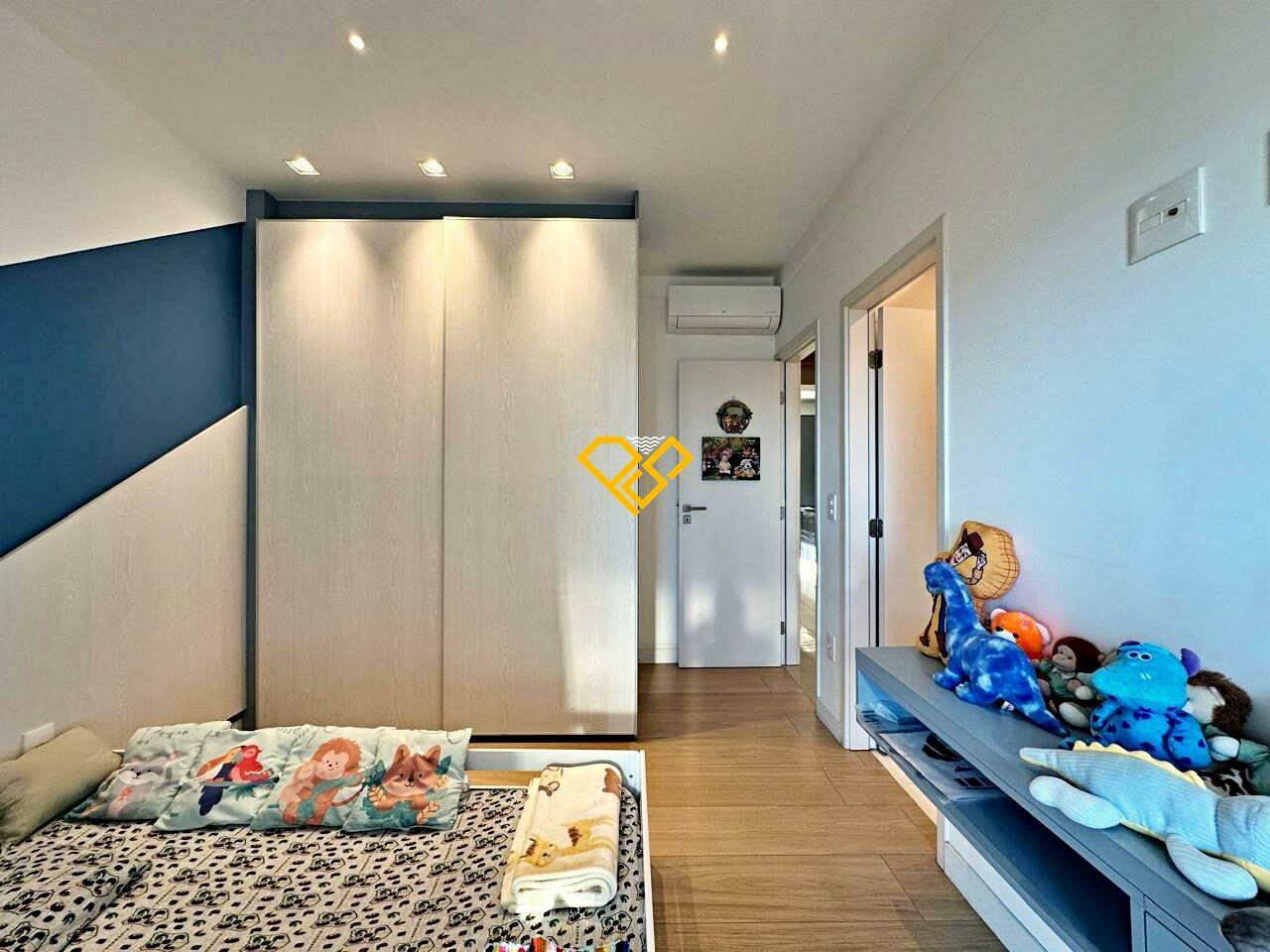 Apartamento à venda no Embaré: Suíte 2
