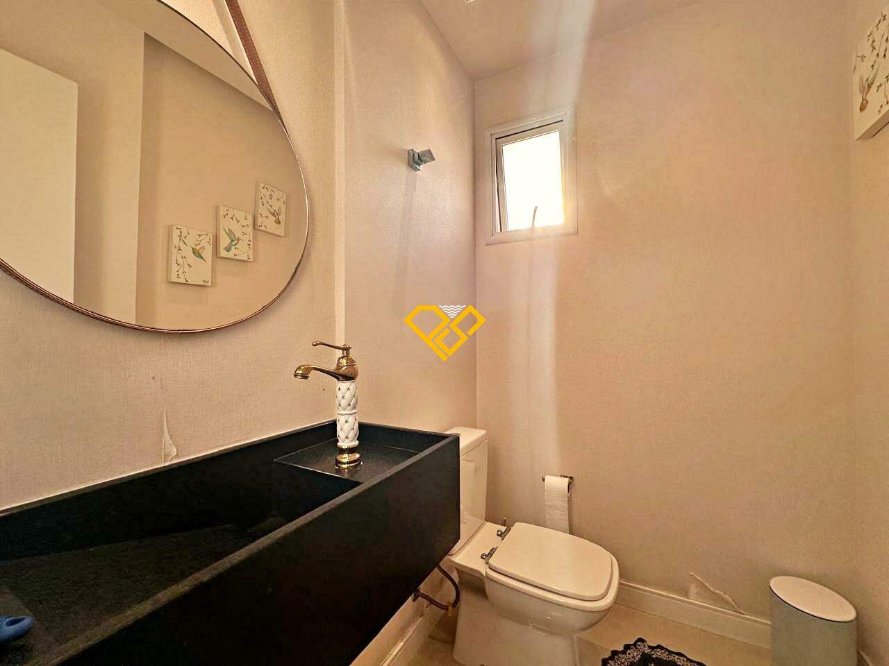 Apartamento à venda no Embaré: Lavabo