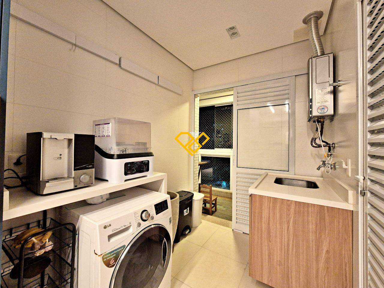 Apartamento à venda no Marapé: Área de serviço