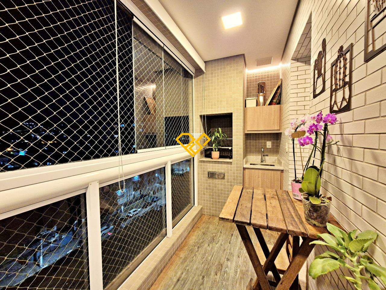 Apartamento à venda no Marapé: Varanda