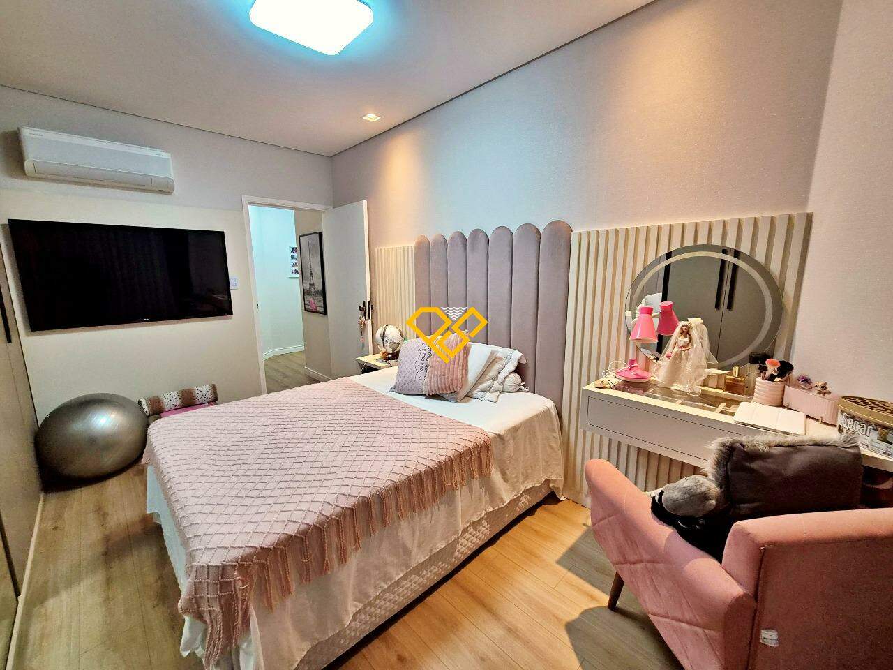 Apartamento à venda no Aparecida: Dormitírio 2