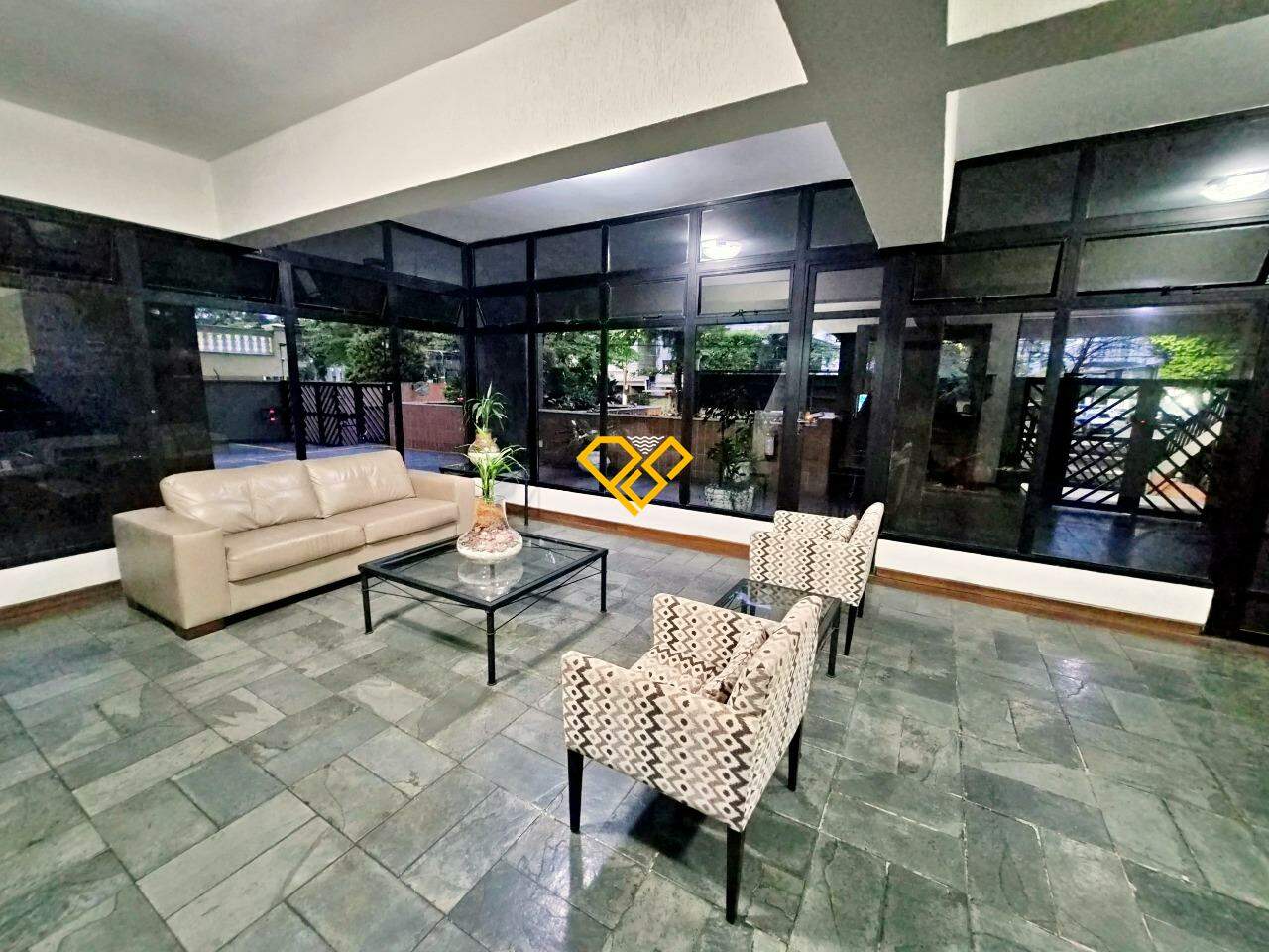Apartamento à venda no Aparecida: Hall social do condompinio