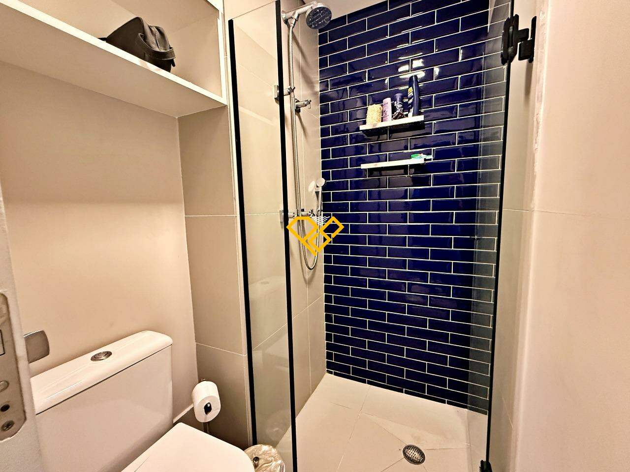 Cobertura à venda no Pompéia: Wc social