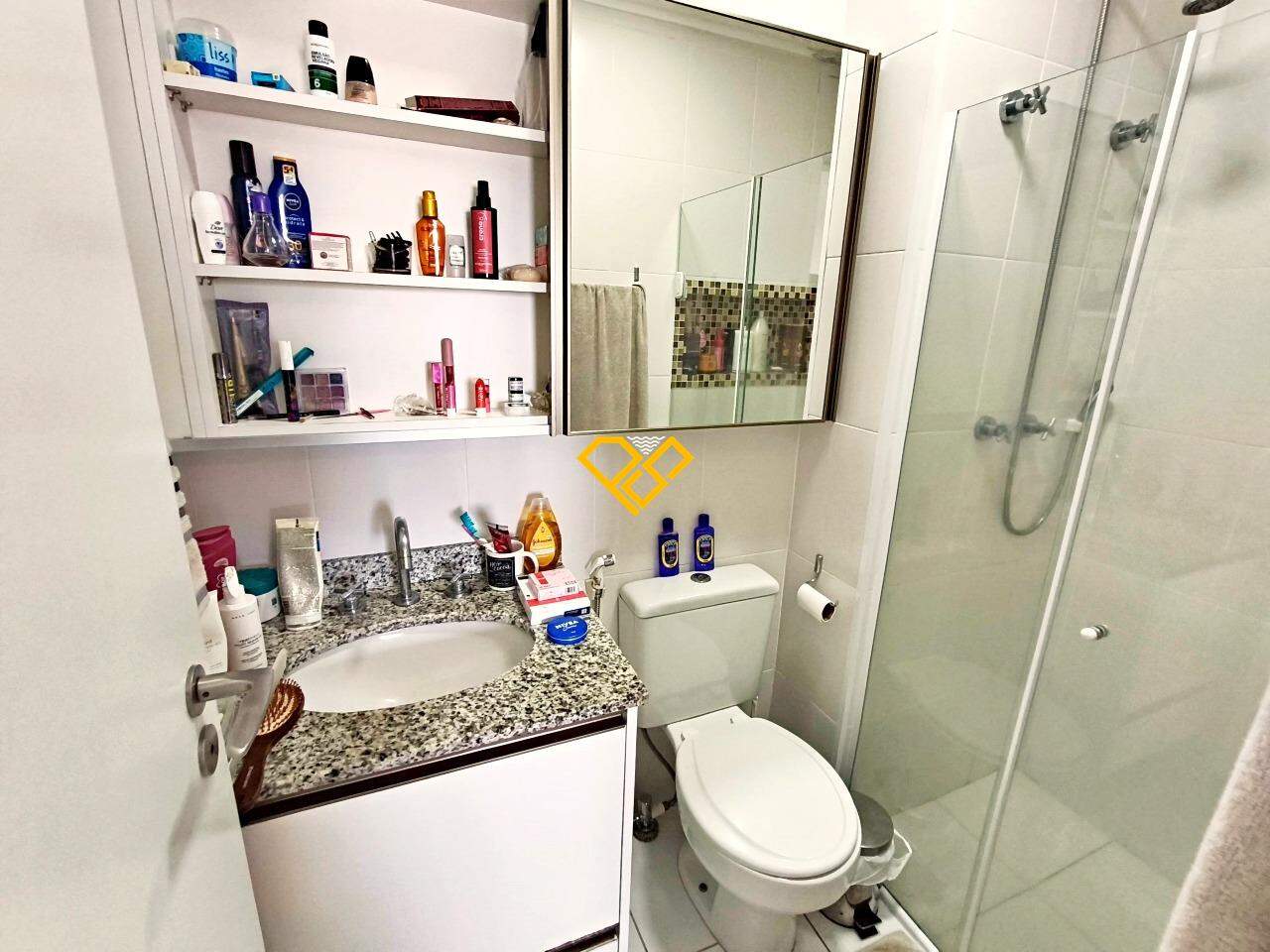Apartamento à venda no Campo Grande: Wc suíte