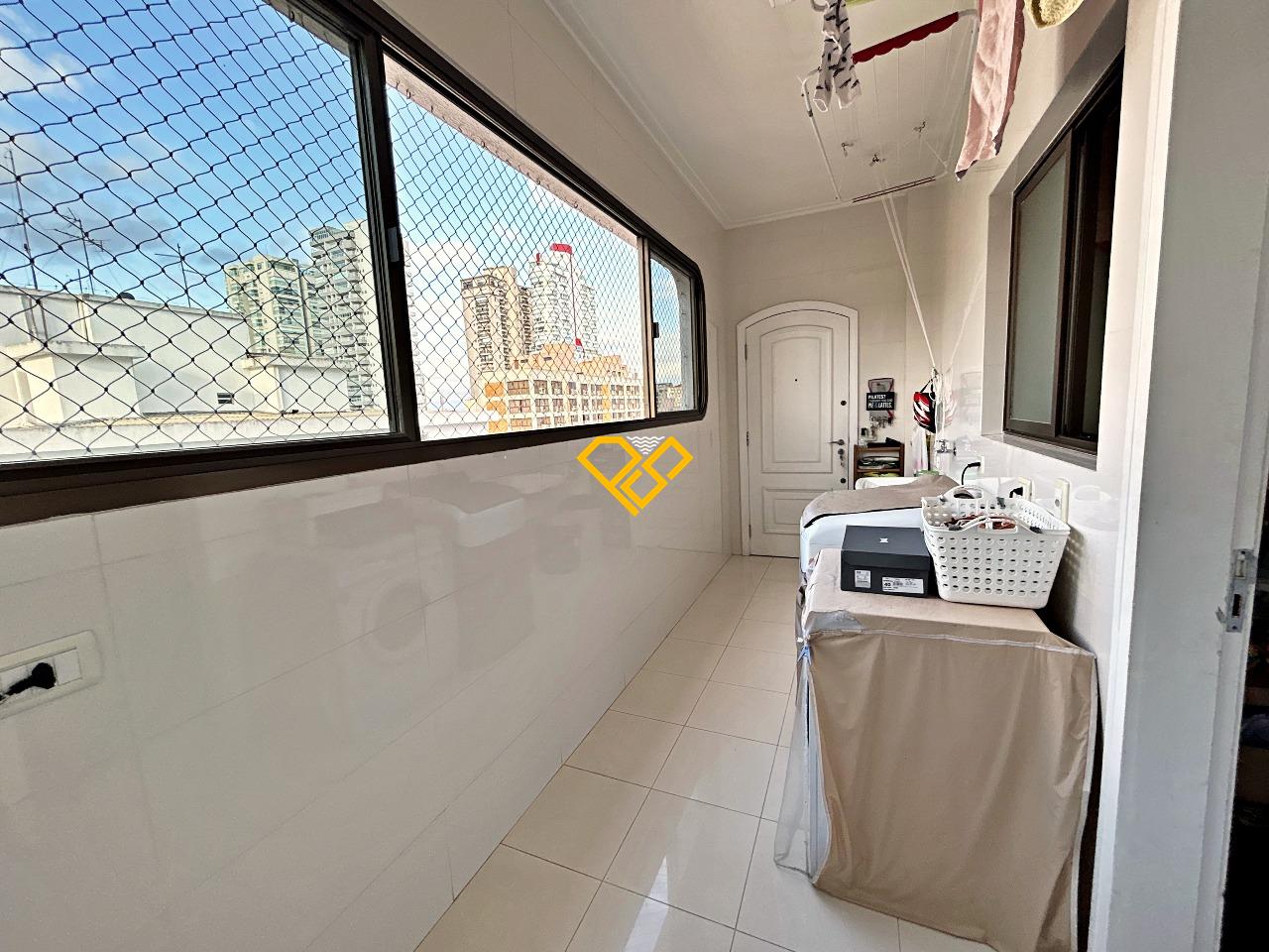 Apartamento à venda no Gonzaga: ÁRea de serviço