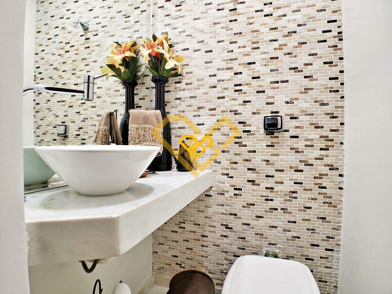 Cobertura à venda no Gonzaga: LAVABO