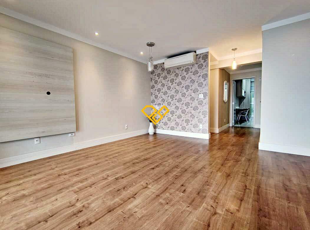 Apartamento à venda no Gonzaga: Sala