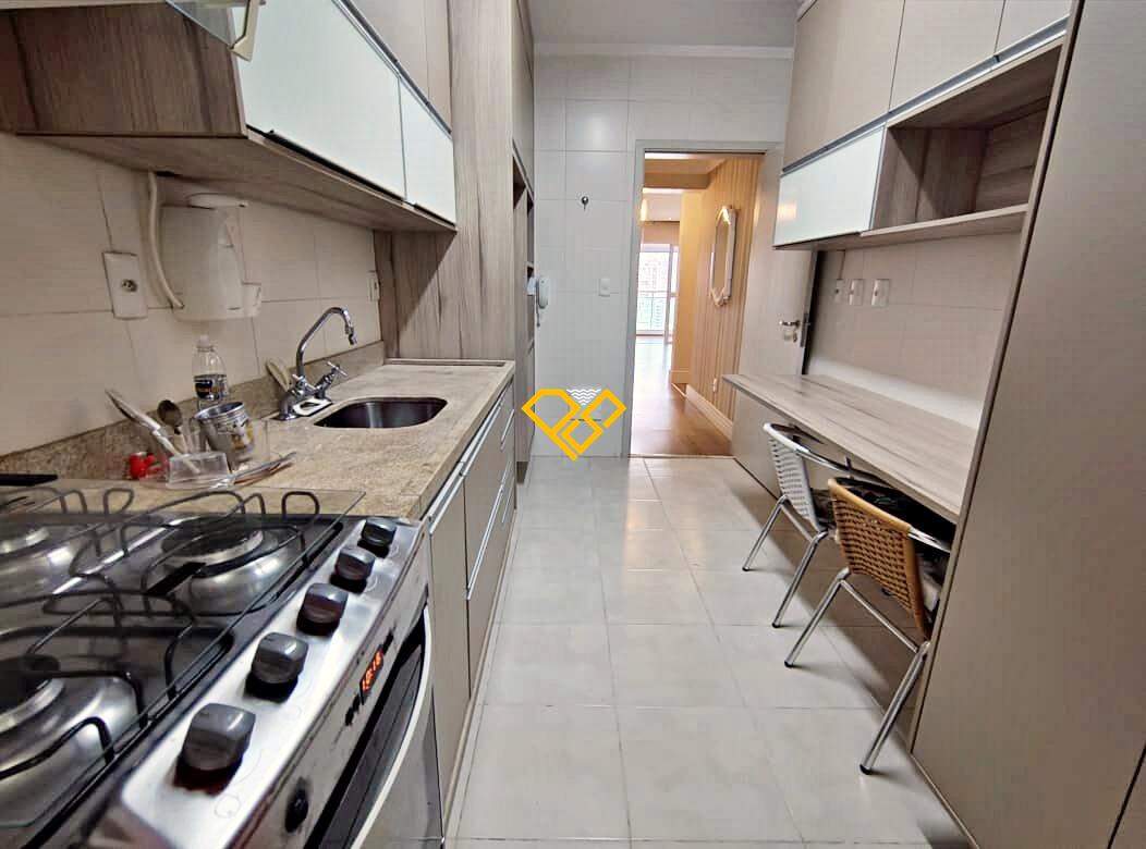 Apartamento à venda no Gonzaga: Cozinha