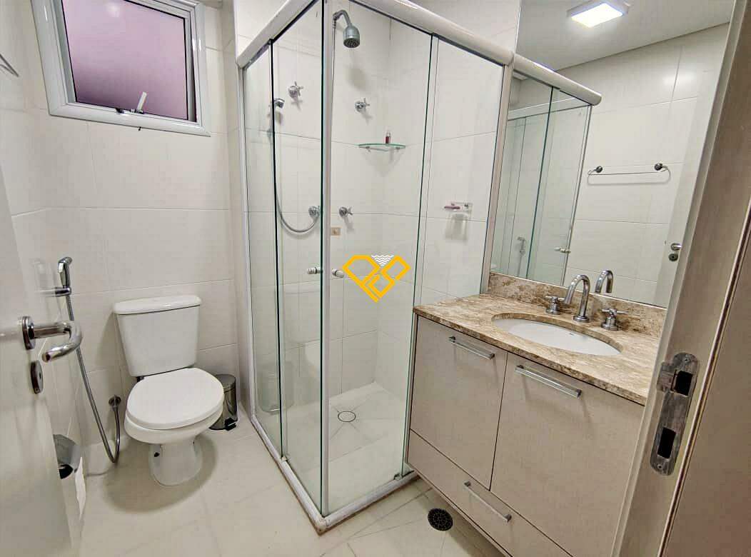 Apartamento à venda no Gonzaga: Wc suíte