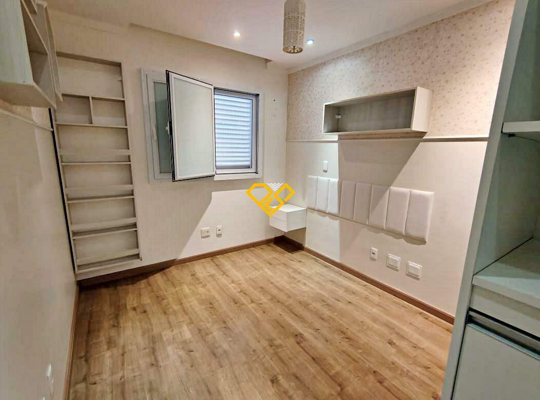 Apartamento à venda no Gonzaga: Dormitório 3