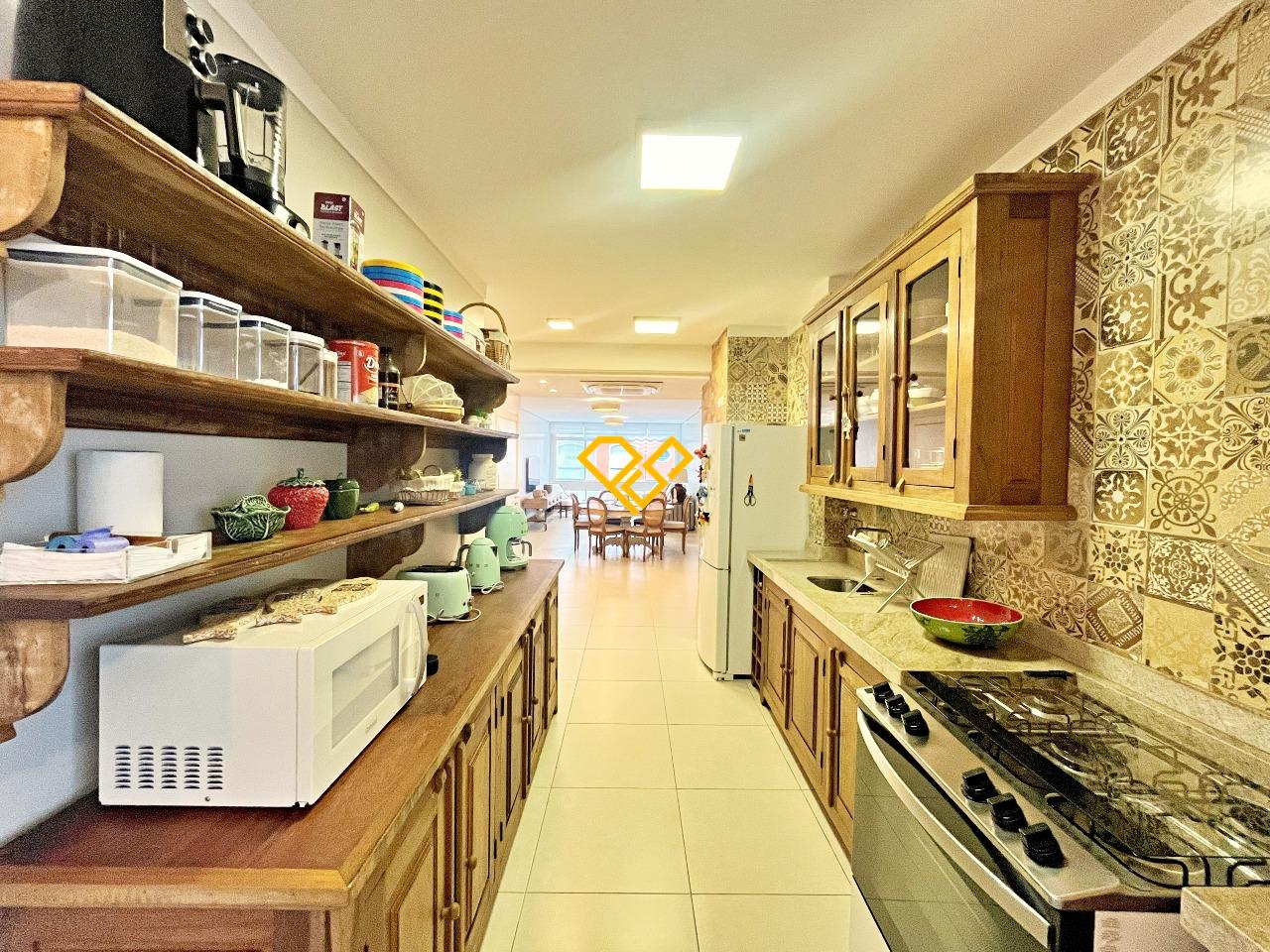 Apartamento à venda no Gonzaga: Cozinha integrada