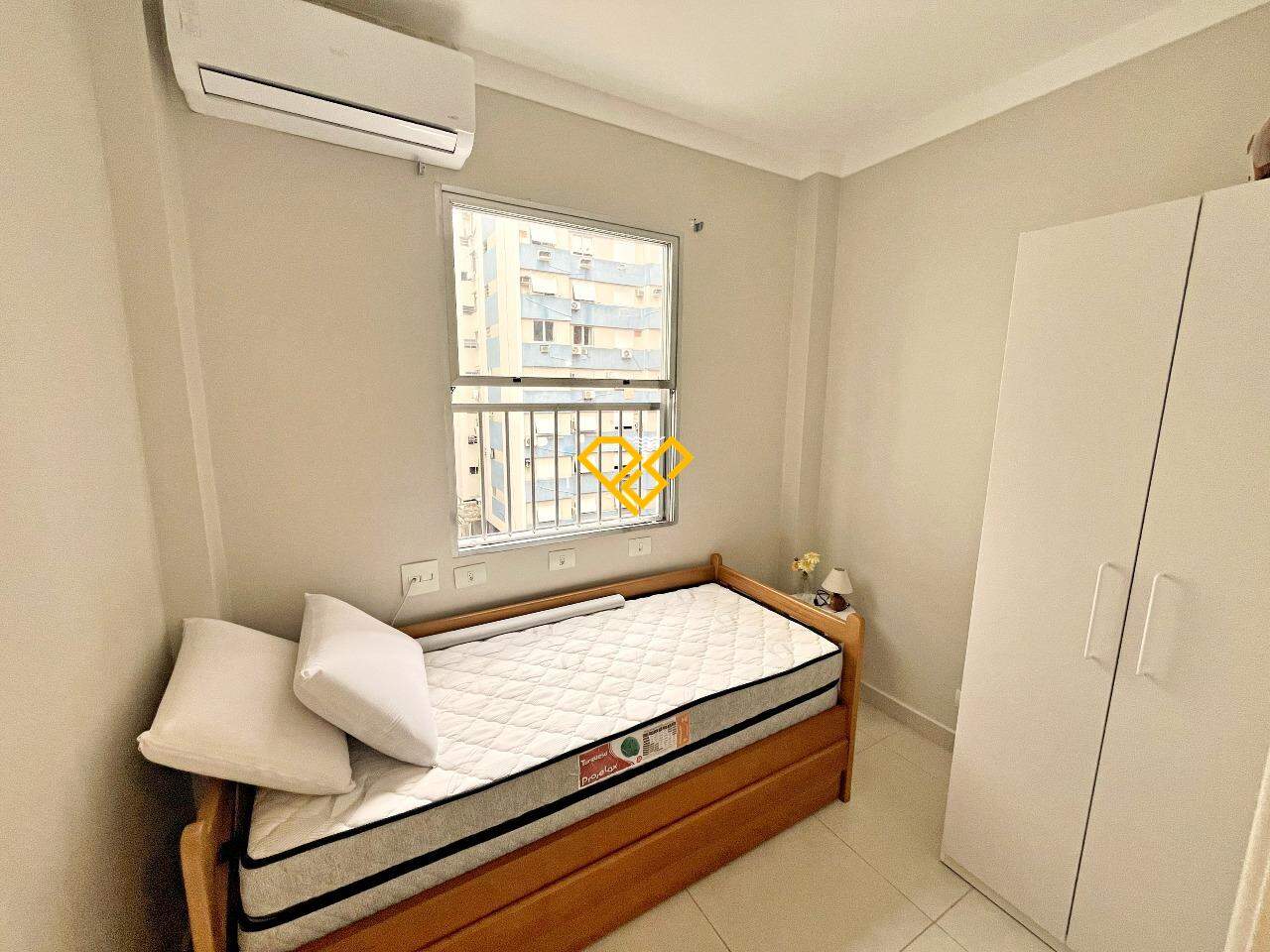 Apartamento à venda no Gonzaga: Dependência