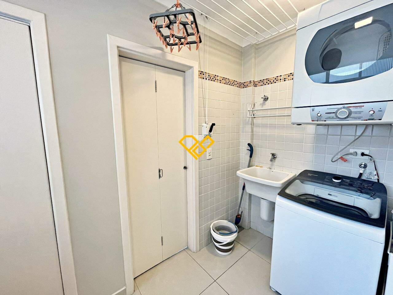 Apartamento à venda no Gonzaga: Área de serviço