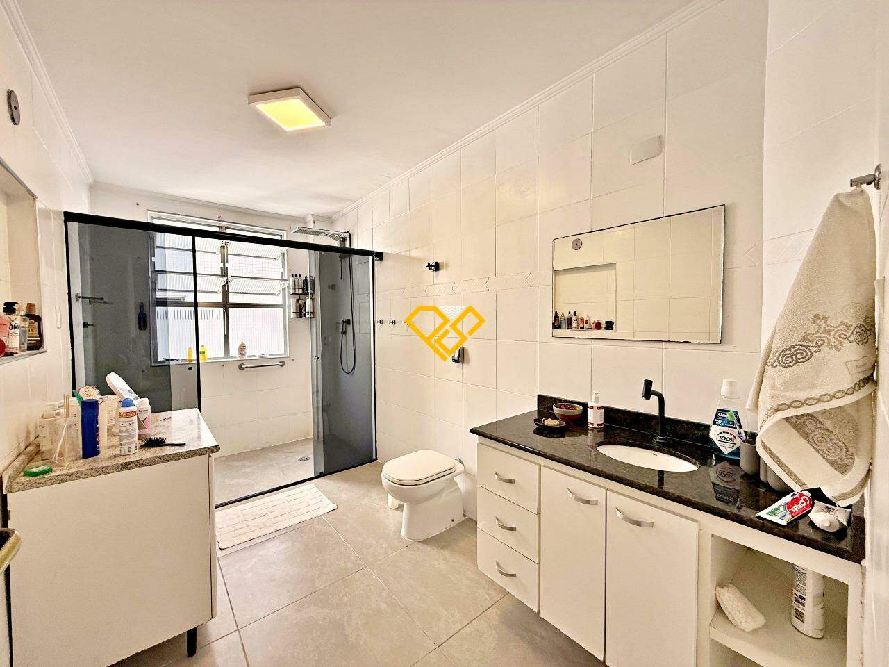 Apartamento à venda no Gonzaga: Wc social